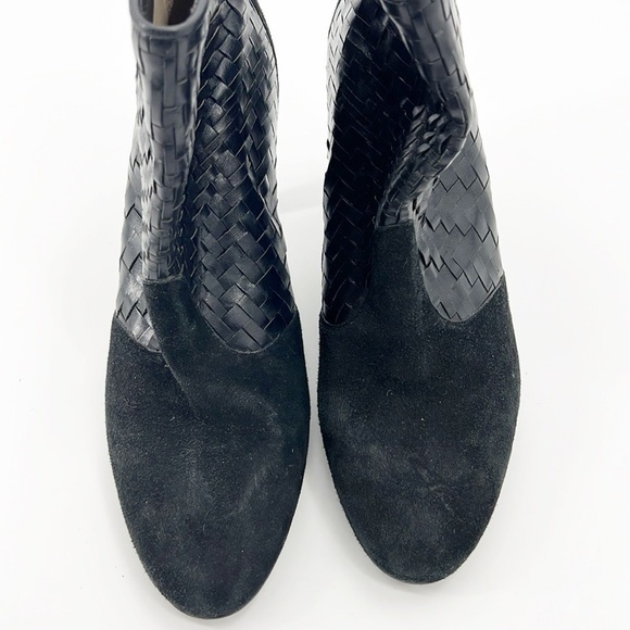 Cole Haan Black Suede Woven Ankle Boots Booties Basket Weave size 6.5 NWT - Picture 5 of 11